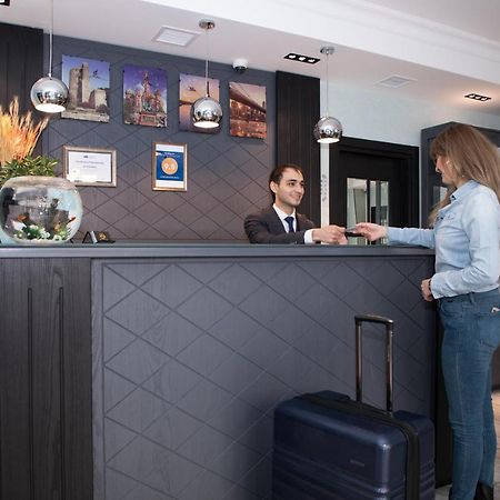 Auroom Hotel Bakoe Buitenkant foto