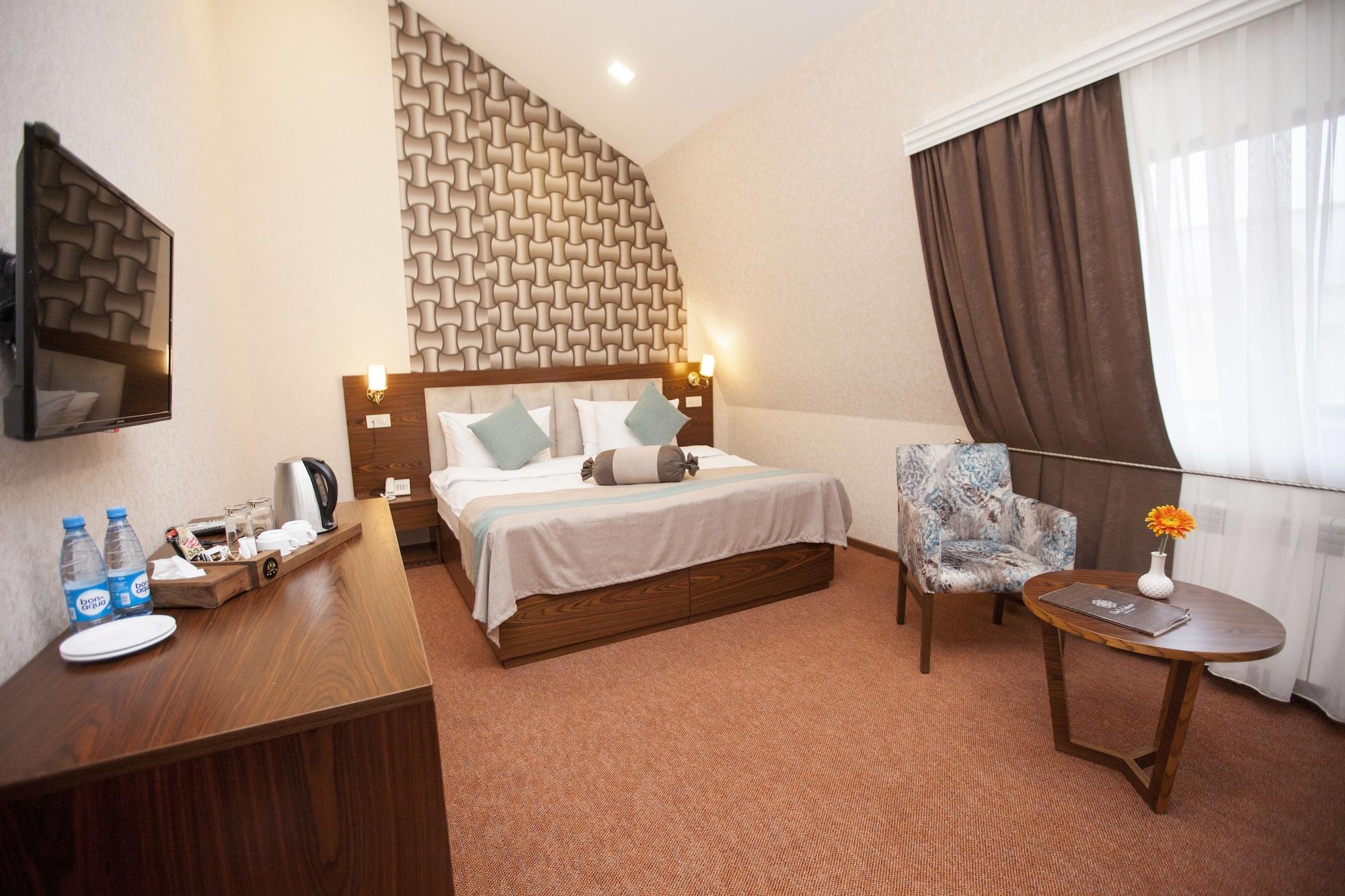 Auroom Hotel Bakoe Buitenkant foto
