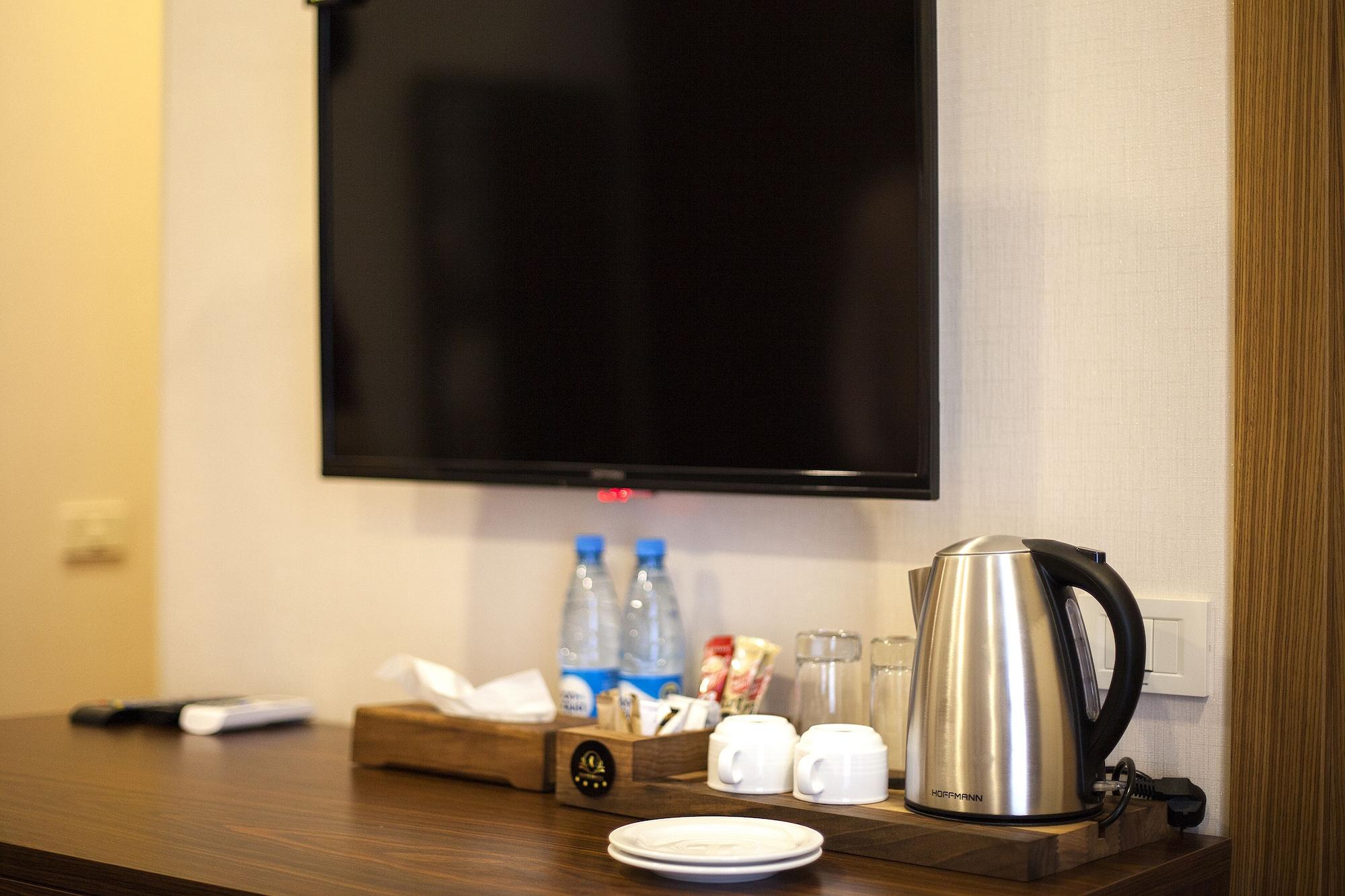 Auroom Hotel Bakoe Buitenkant foto
