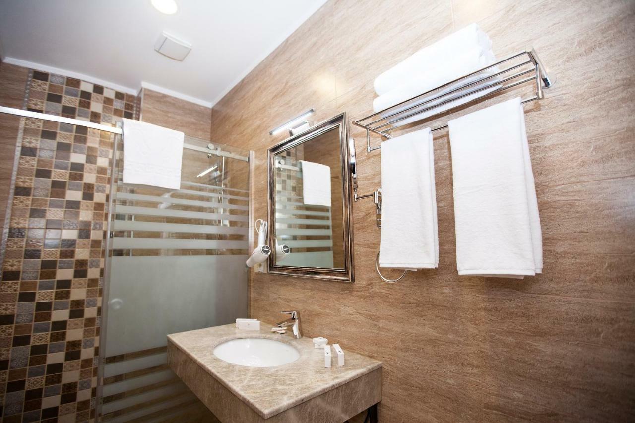 Auroom Hotel Bakoe Buitenkant foto
