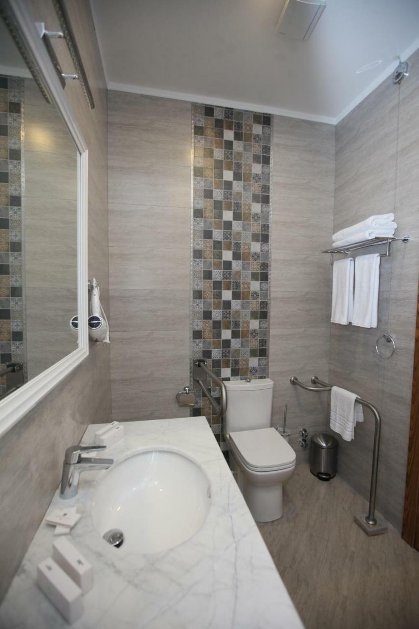 Auroom Hotel Bakoe Buitenkant foto