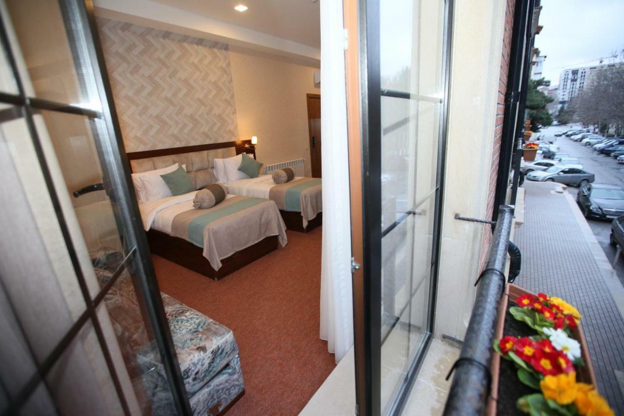 Auroom Hotel Bakoe Buitenkant foto