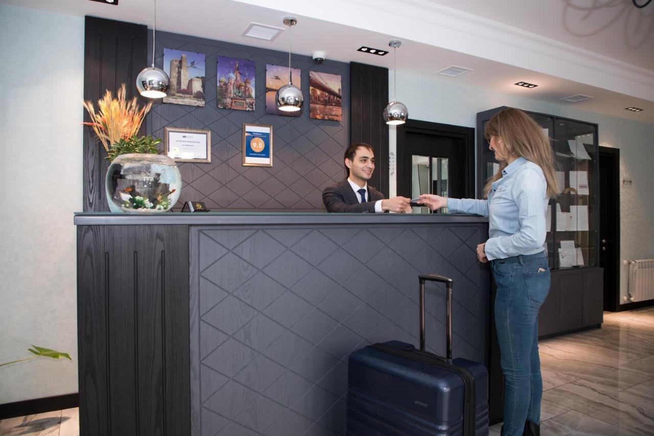 Auroom Hotel Bakoe Buitenkant foto